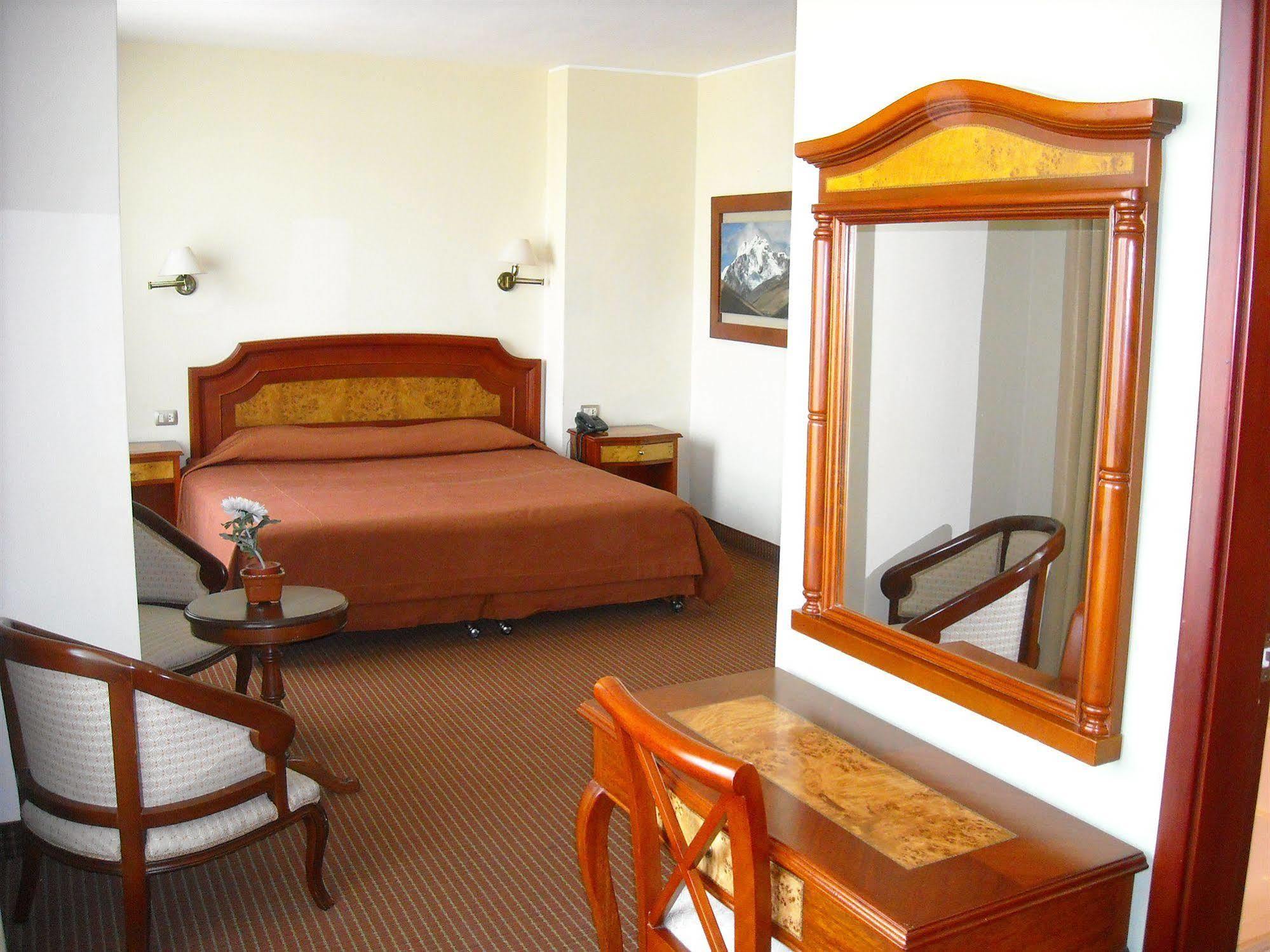 Hotel Continental Lima Eksteriør billede